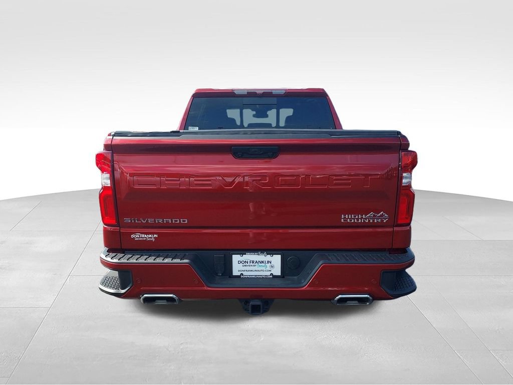 Used 2025 Chevrolet Silverado 1500 High Country w/ High Country Premium Package AWD/4WD image 9