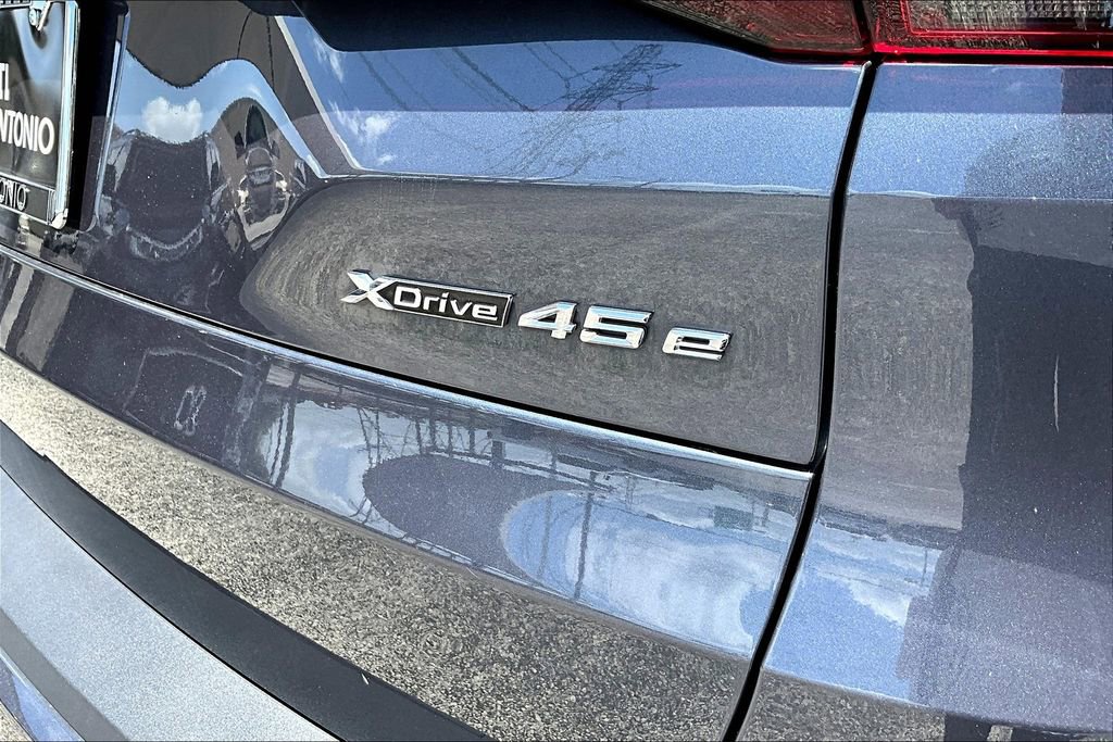 Used 2022 BMW X5 xDrive45e w/ Climate Comfort Package image 42