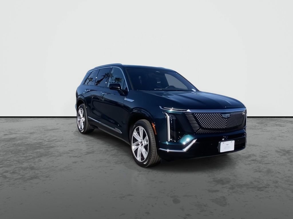 Certified 2026 Cadillac Vistiq Luxury image 2