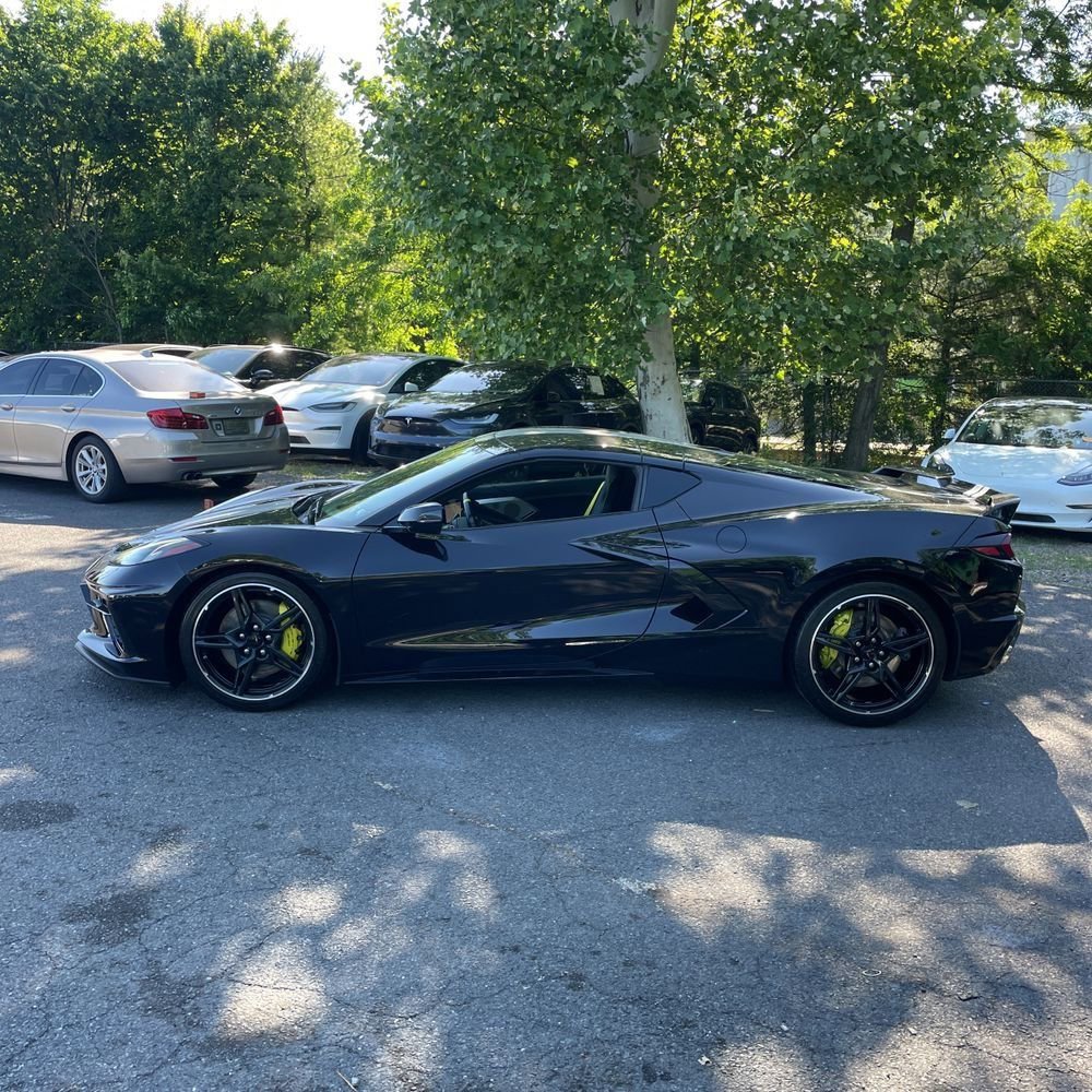 Used 2020 Chevrolet Corvette Stingray Premium Cpe w/ 3LT Preferred Equipment Group RWD image 5