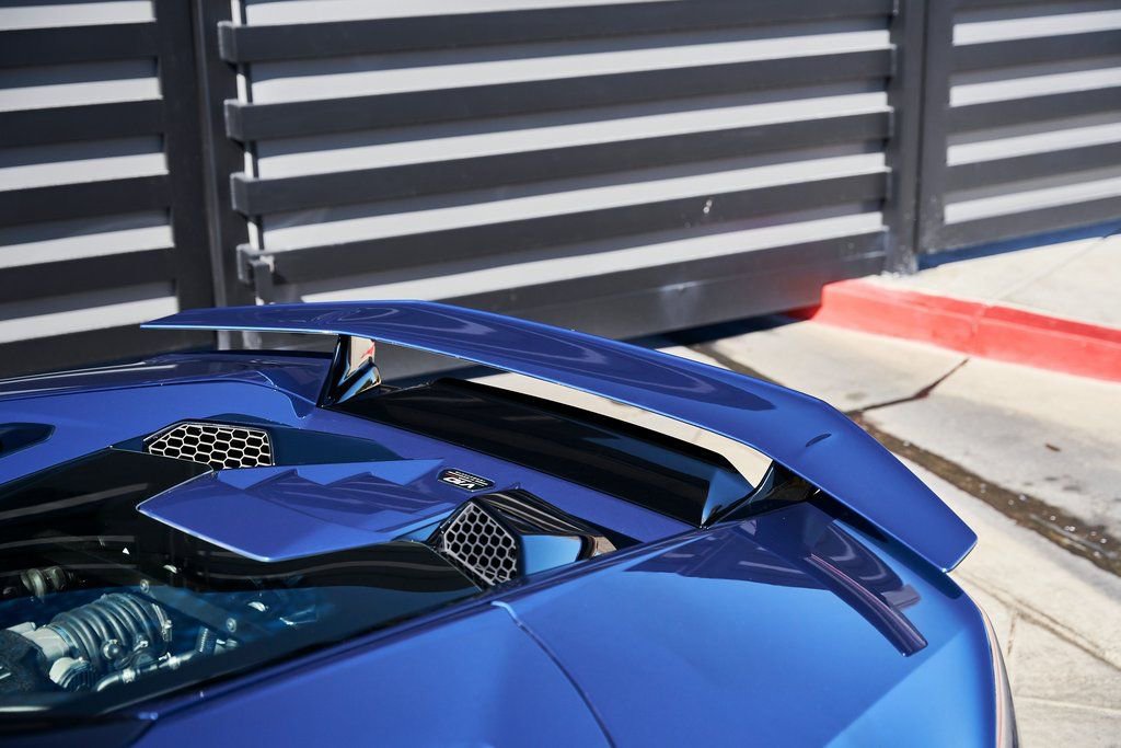 Used 2024 Lamborghini Huracan Tecnica image 11