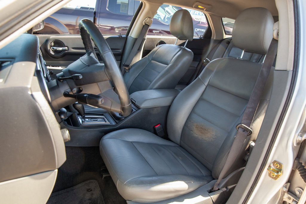 Used 2005 Dodge Magnum SE image 17