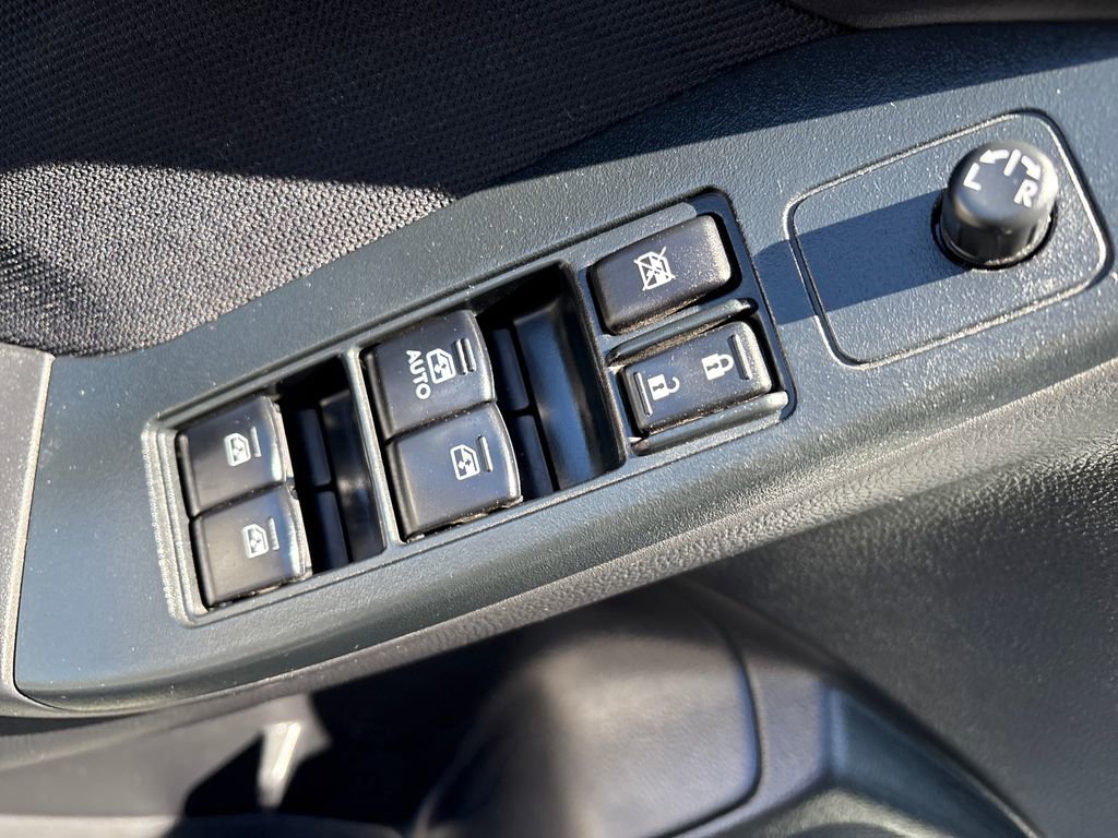 Used 2016 Subaru Forester 2.5i Premium w/ All-Weather Package image 12