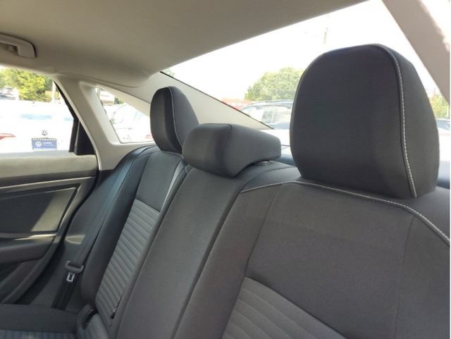 Certified 2023 Volkswagen Jetta S FWD image 15