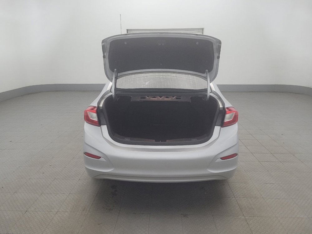 Used 2018 Chevrolet Cruze LT w/ LT Fleet Convenience Package image 29