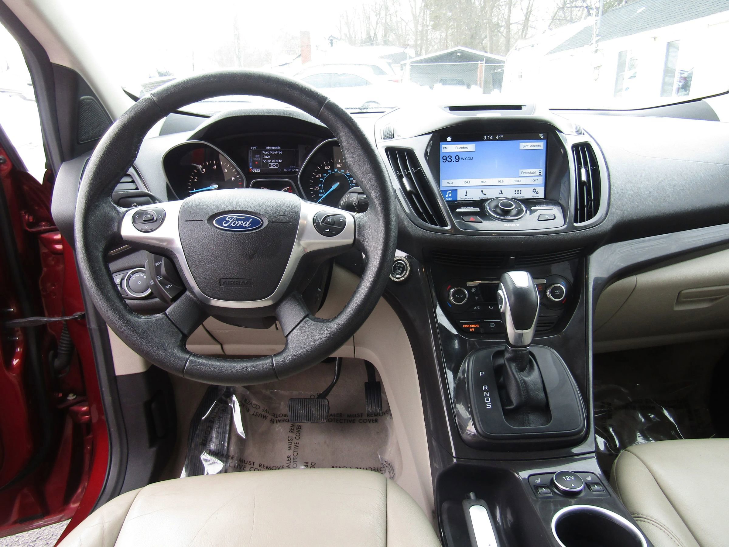 Used 2016 Ford Escape Titanium image 20