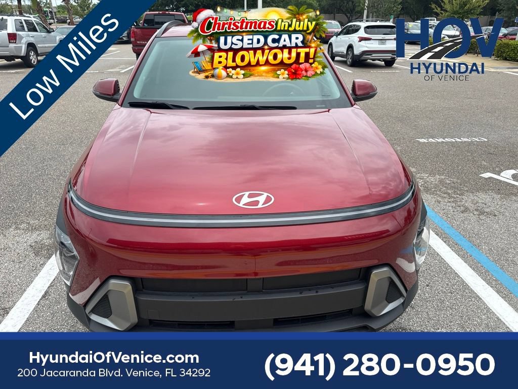 Used 2024 Hyundai Kona SEL w/ Convenience Package FWD image 5
