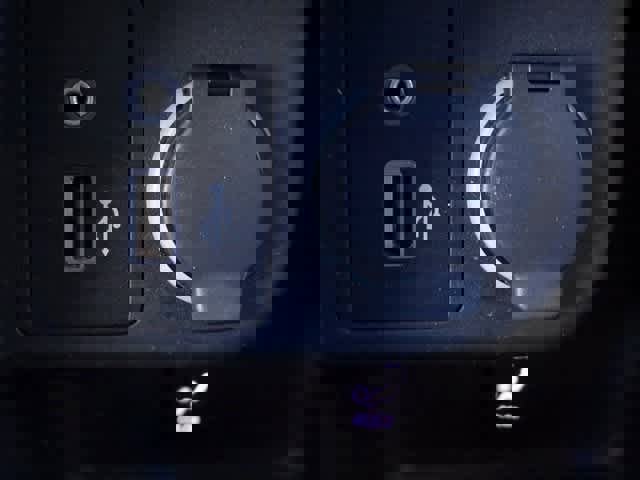 Used 2020 Nissan Kicks SV w/ Exterior Package image 21