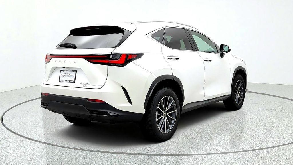 Used 2025 Lexus NX 350h AWD w/ Accessory Package (2T) image 5