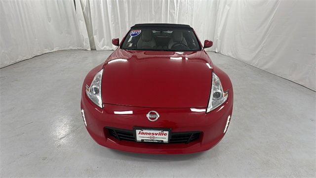 Used 2017 Nissan 370Z Touring image 8