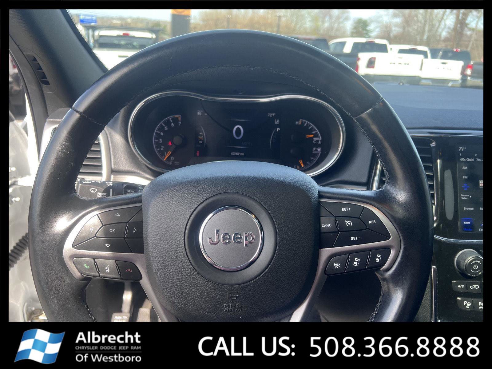 Used 2022 Jeep Grand Cherokee Limited w/ Trailer Tow Group IV image 26