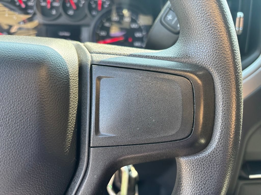 Used 2021 Chevrolet Silverado 1500 Custom AWD/4WD image 18
