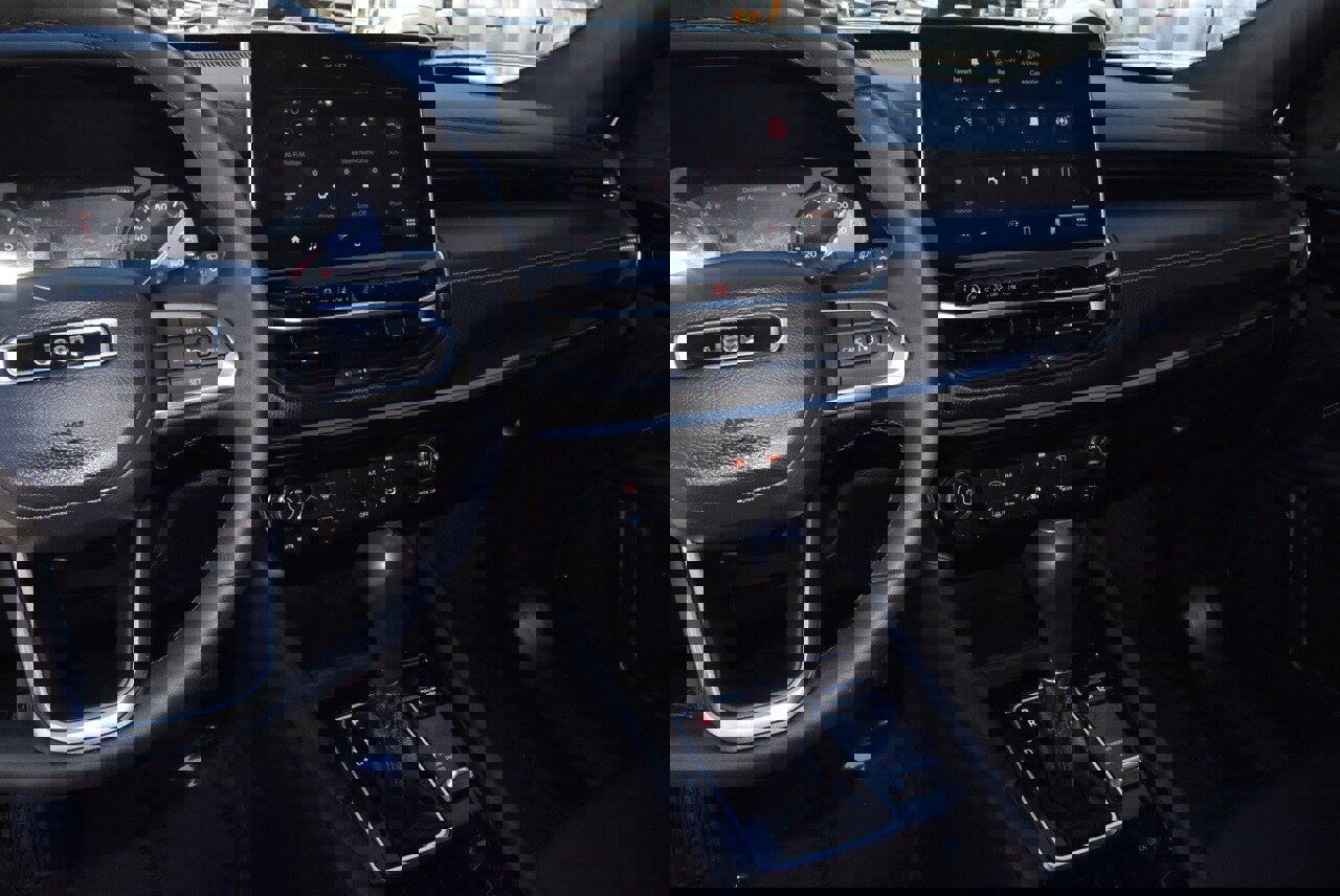 Used 2024 Jeep Compass Latitude w/ Altitude Special Edition image 26