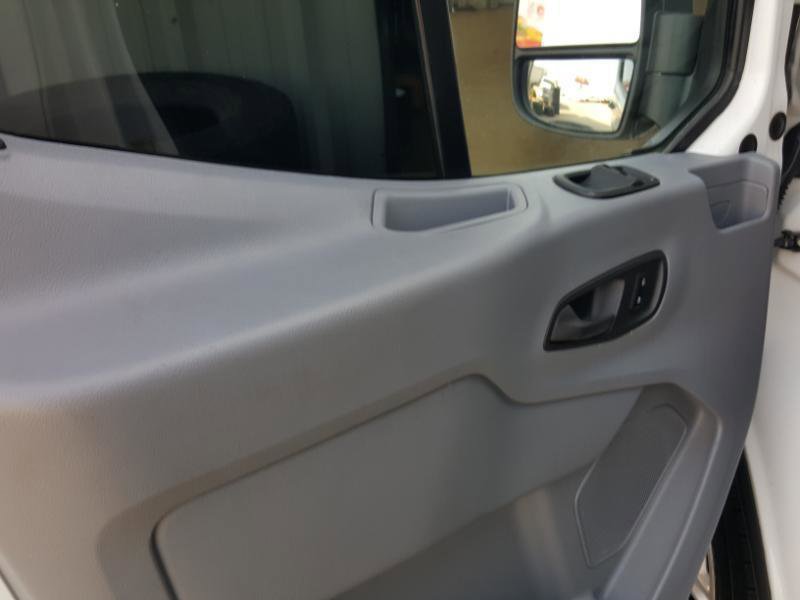 Used 2017 Ford Transit 150 XLT RWD image 24