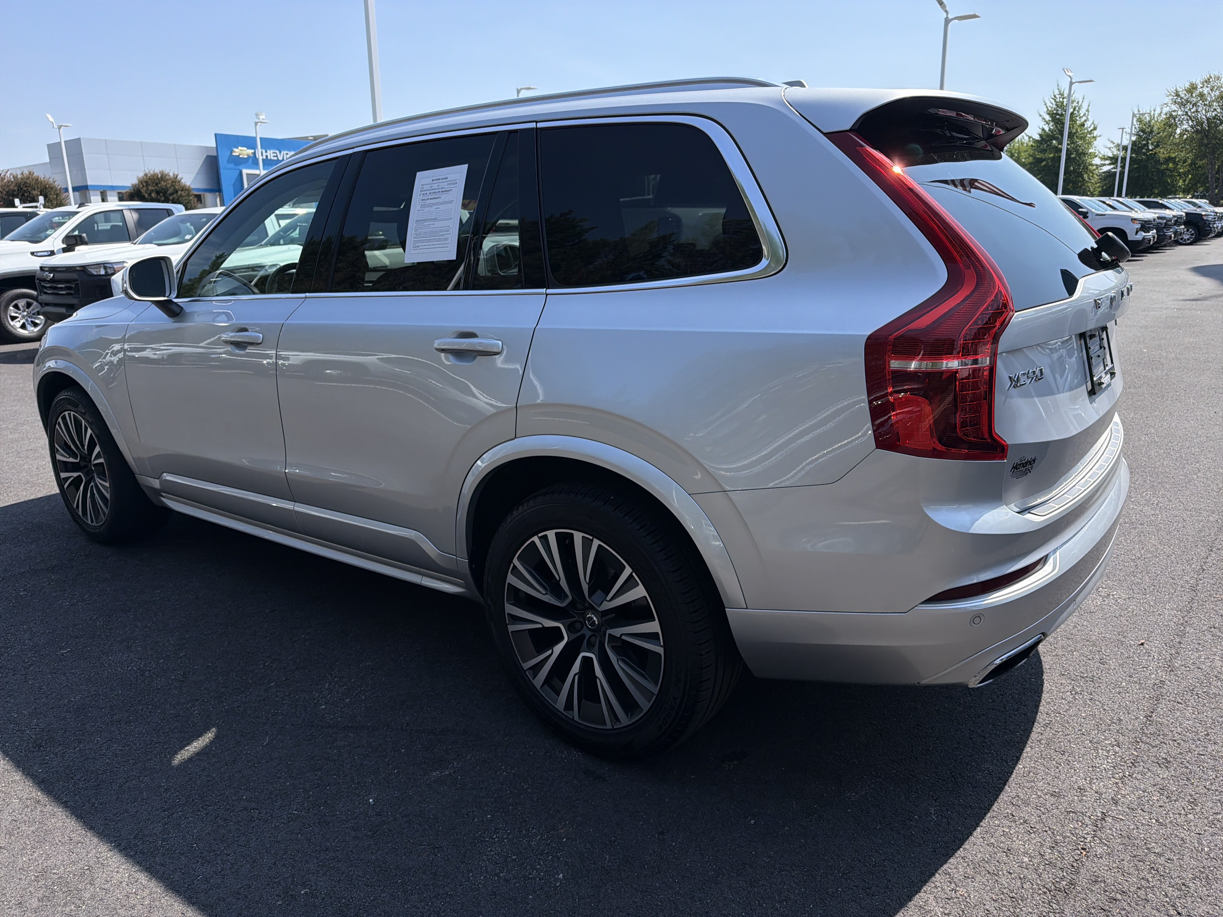 Used 2021 Volvo XC90 T6 Momentum w/ Advanced Package AWD/4WD image 8