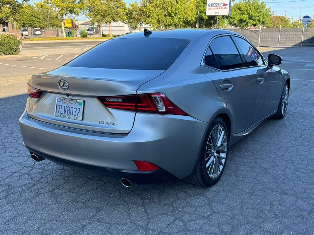 Used 2015 Lexus IS 250 w/ Navigation System Package RWD image 4