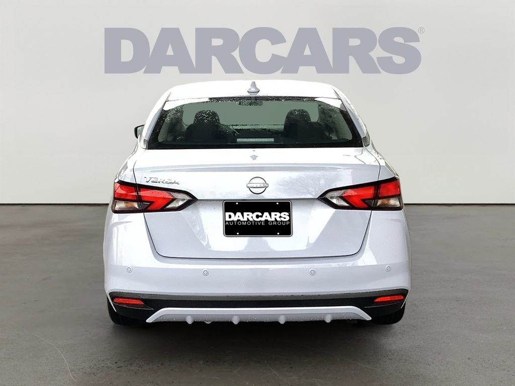 Used 2025 Nissan Versa SV w/ Trunk Package image 6