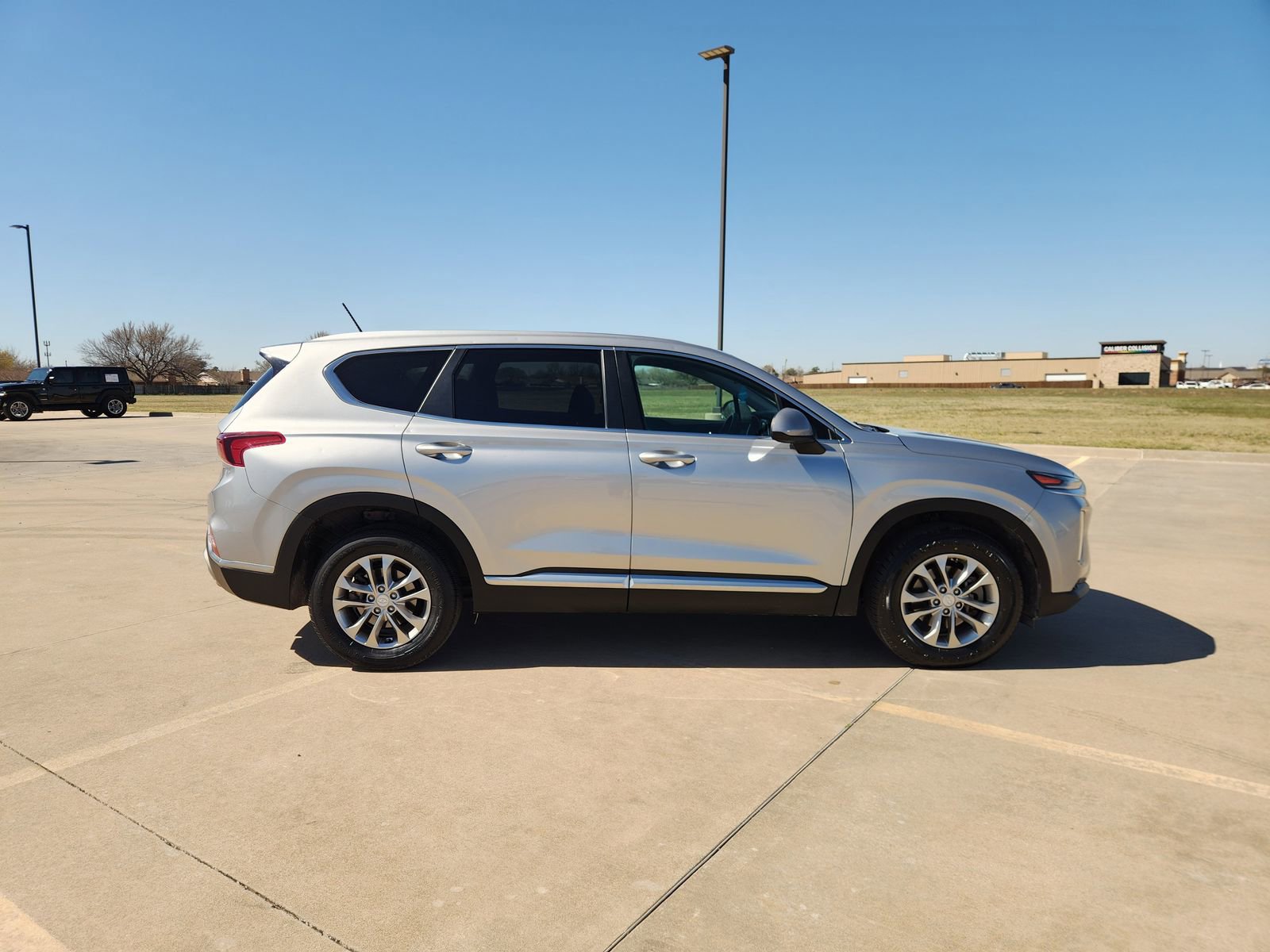 Used 2020 Hyundai Santa Fe SE image 7