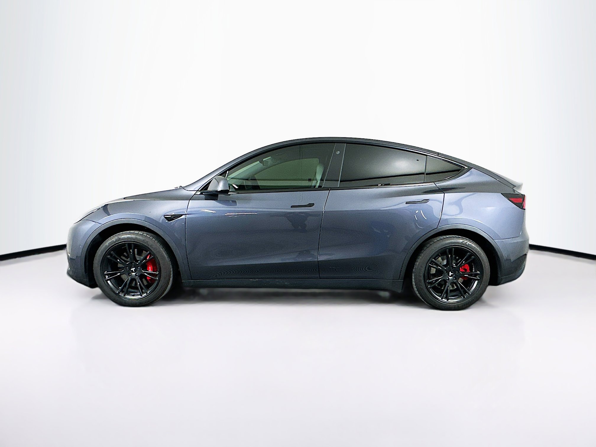 Used 2021 Tesla Model Y Long Range image 4