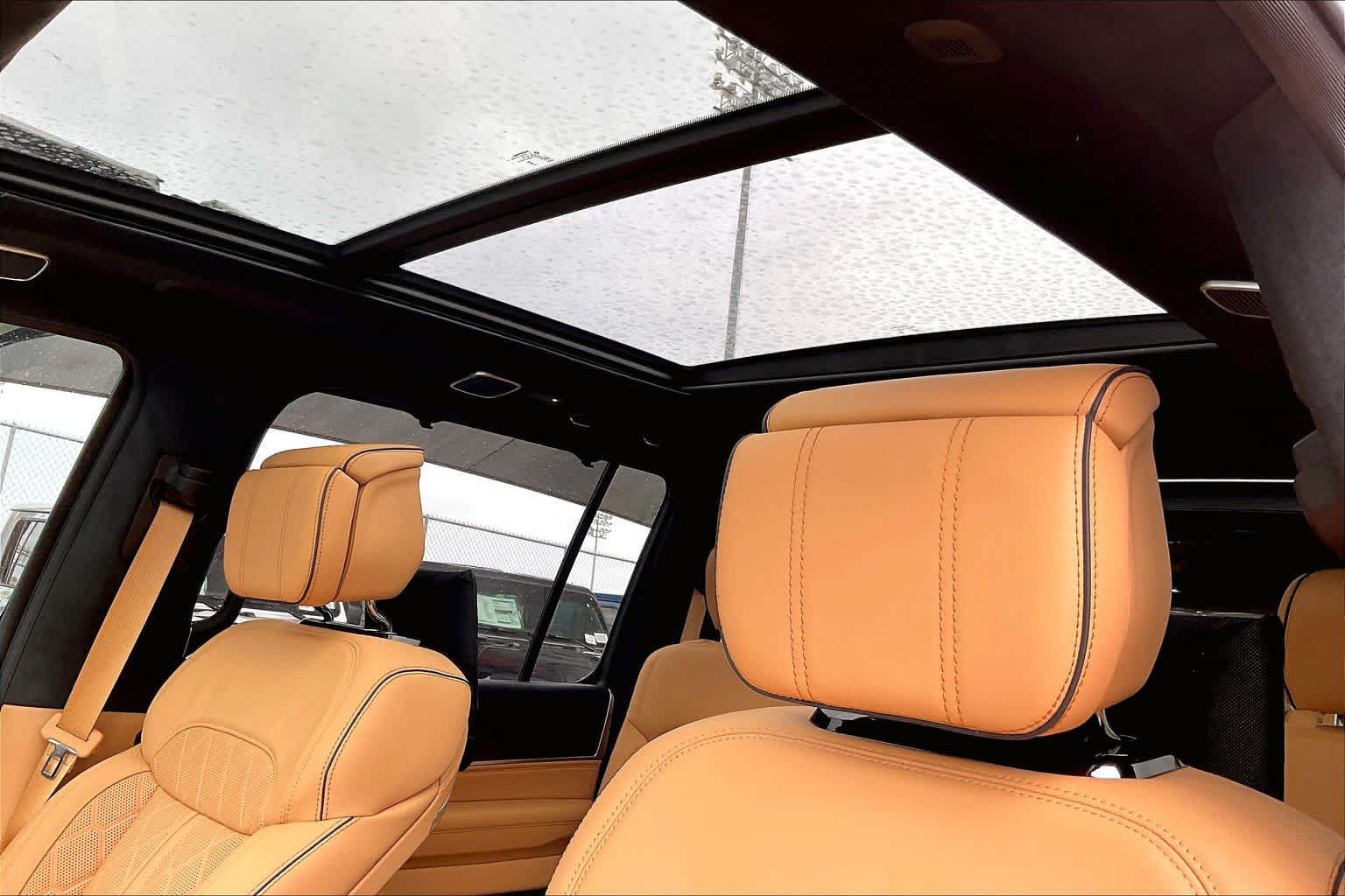 New 2026 Jeep Grand Wagoneer L Summit AWD/4WD image 17