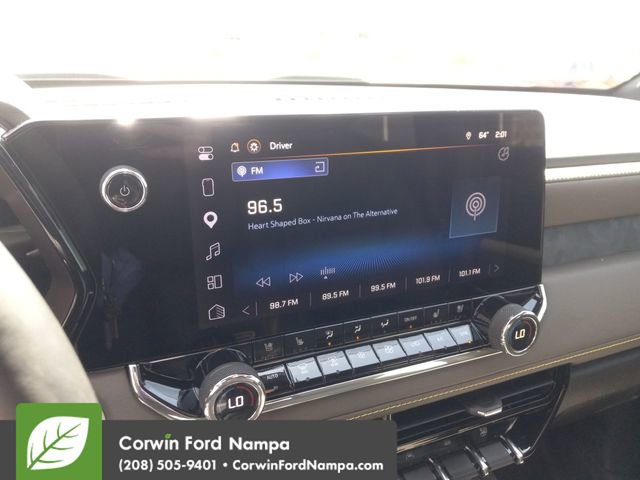 Used 2025 Chevrolet Colorado ZR2 w/ Technology Package AWD/4WD image 16