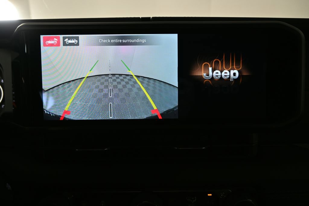 Used 2024 Jeep Wrangler Unlimited Rubicon AWD/4WD image 30