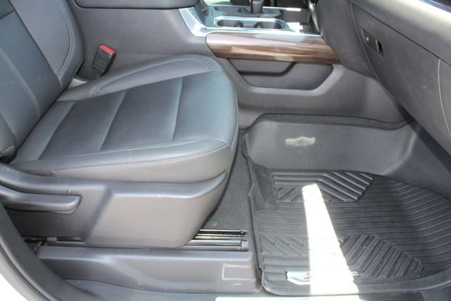 Used 2024 Chevrolet Silverado 1500 LT Trail Boss w/ Convenience Package II AWD/4WD image 15