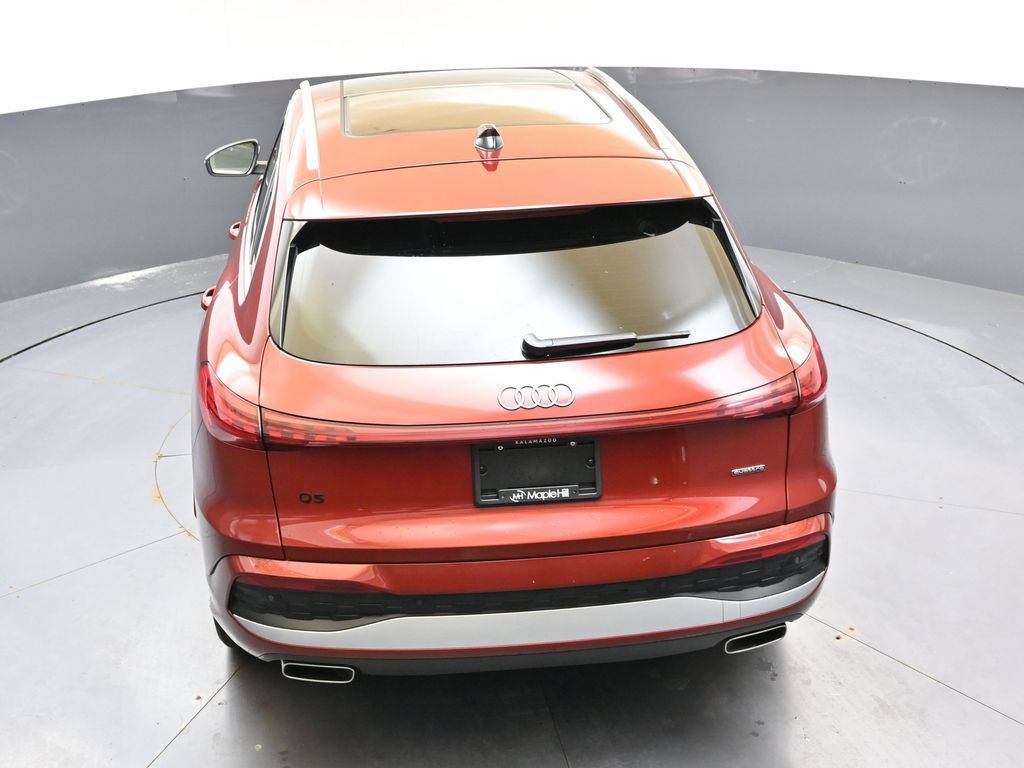 Certified 2025 Audi Q5 Premium Plus w/ Premium Plus AWD/4WD image 39
