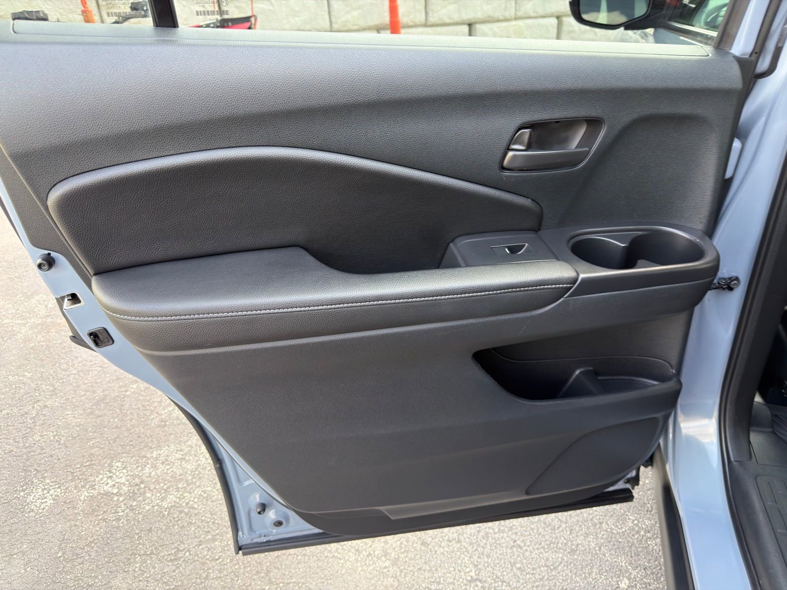 Used 2023 Honda Passport EX-L image 34
