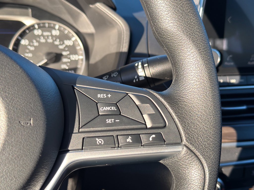 New 2025 Nissan Altima 2.5 SV image 18