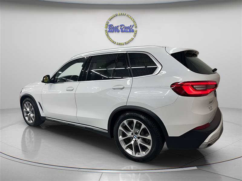 Used 2020 BMW X5 xDrive40i w/ Convenience Package AWD/4WD image 4