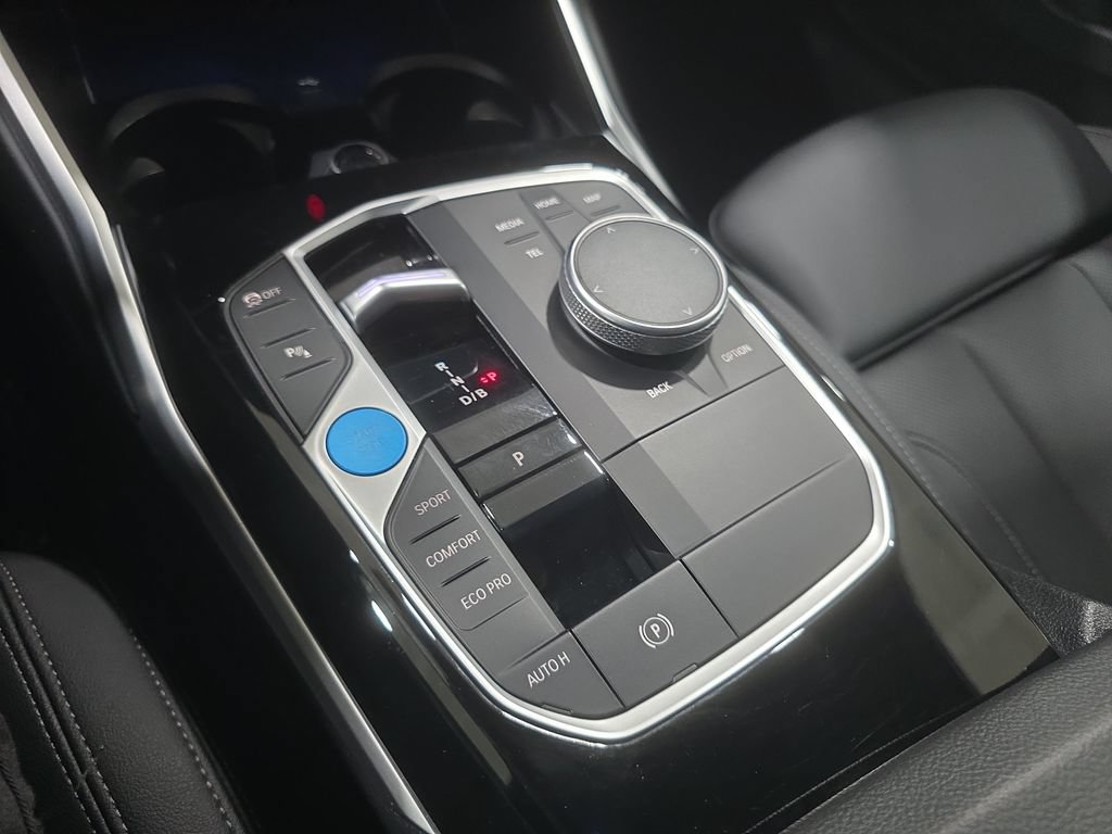 Certified 2024 BMW i4 eDrive35 RWD image 16