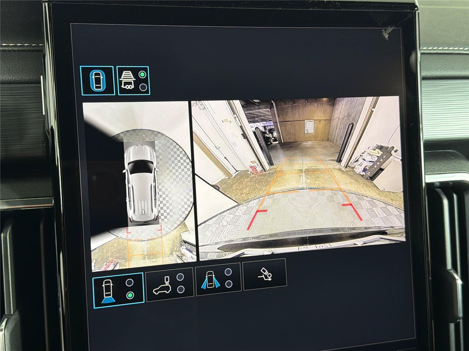 New 2026 GMC Acadia Elevation w/ Black Edition FWD image 30