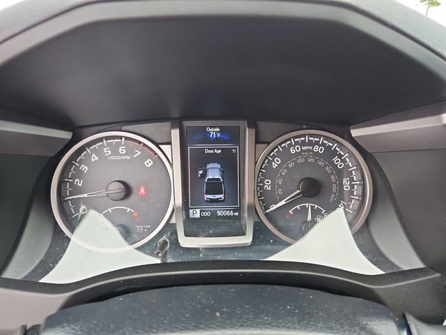 Used 2018 Toyota Tacoma SR5 image 17