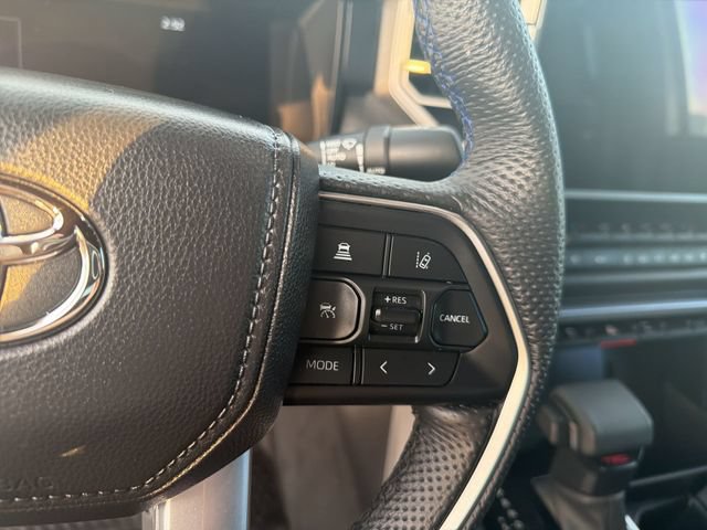 Used 2025 Toyota Tundra Platinum w/ TRD Off-Road Package AWD/4WD image 18