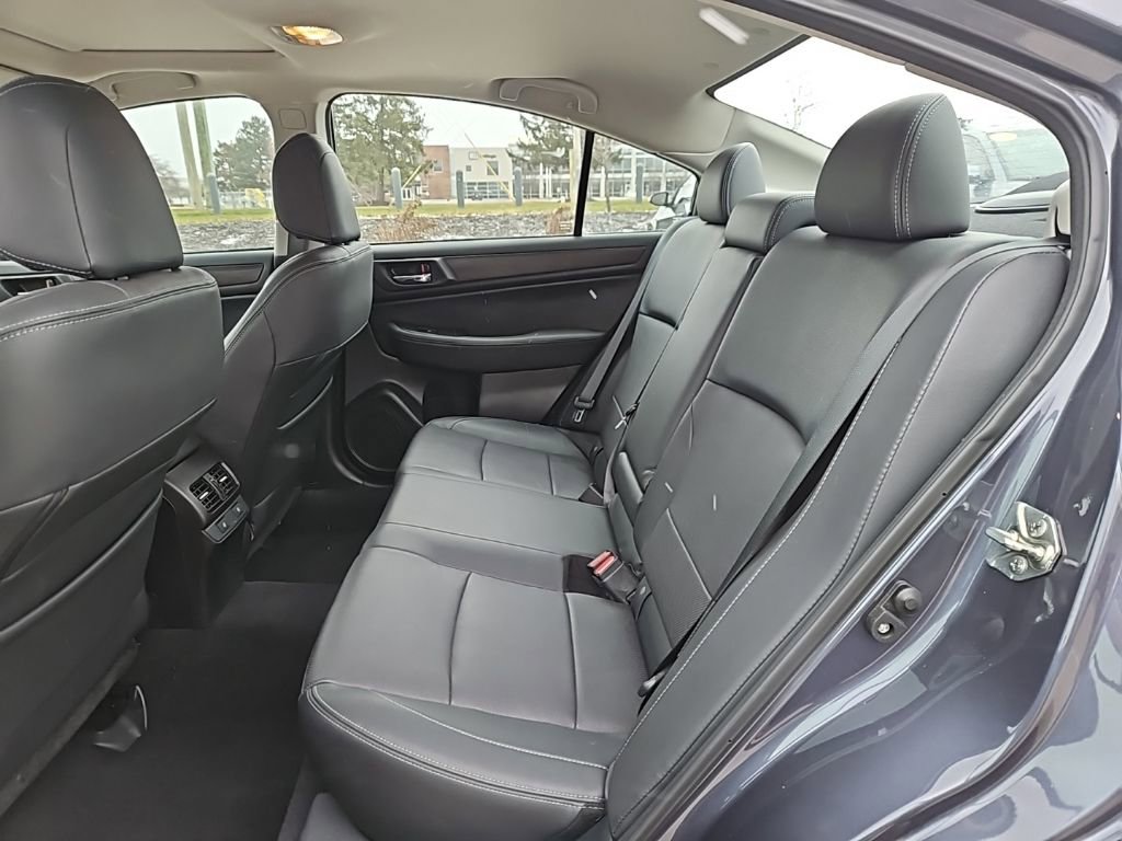 Used 2016 Subaru Legacy 2.5i Limited image 10