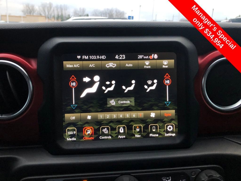 Used 2023 Jeep Gladiator Rubicon w/ Cold Weather Group image 19