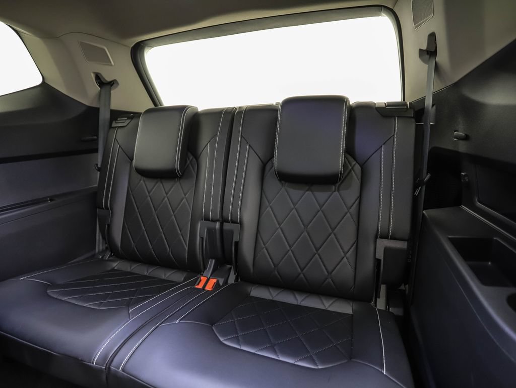 Used 2024 Volkswagen Atlas SEL Premium R-Line AWD/4WD image 24