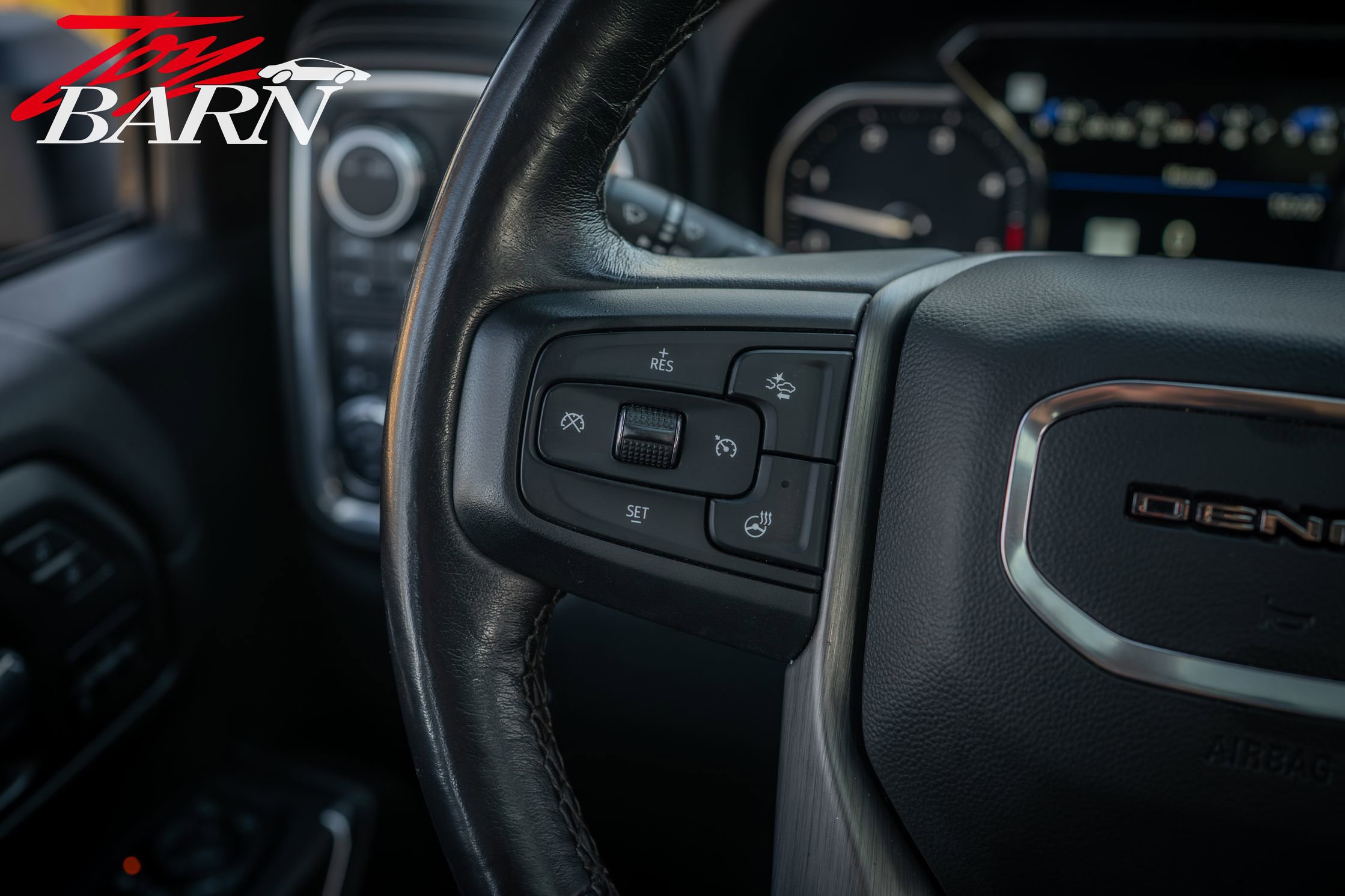 Used 2022 GMC Sierra 3500 Denali image 30