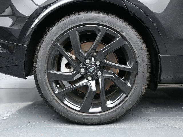 Used 2024 Land Rover Discovery Dynamic SE AWD/4WD image 9