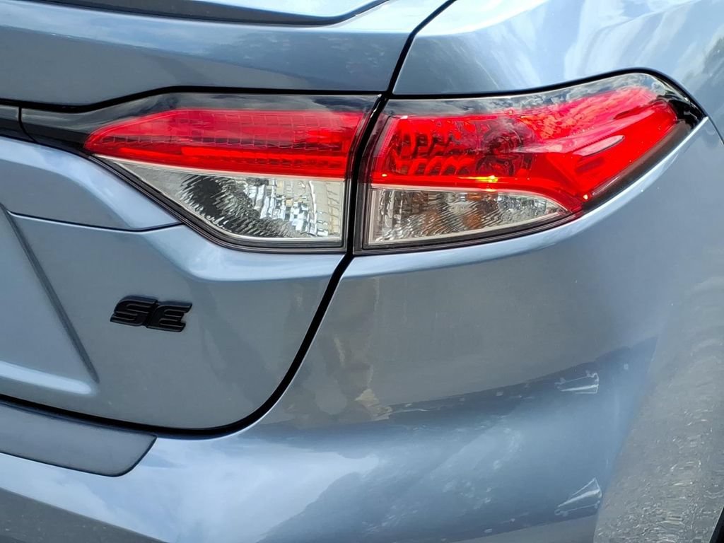 Used 2023 Toyota Corolla SE FWD image 8