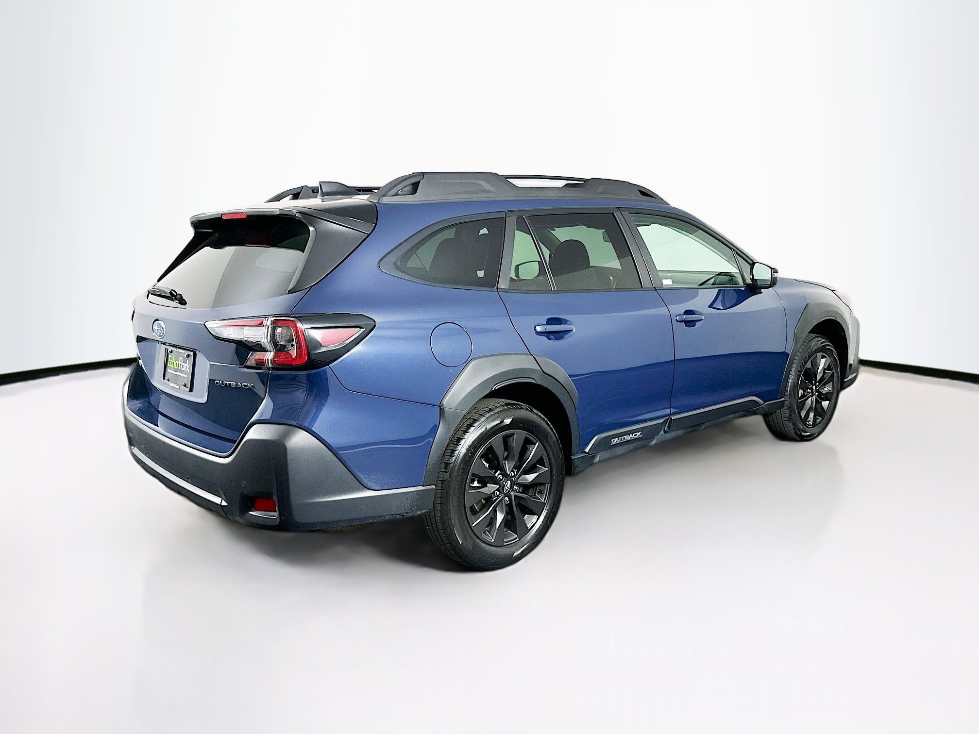 Used 2025 Subaru Outback Onyx Edition AWD/4WD image 9