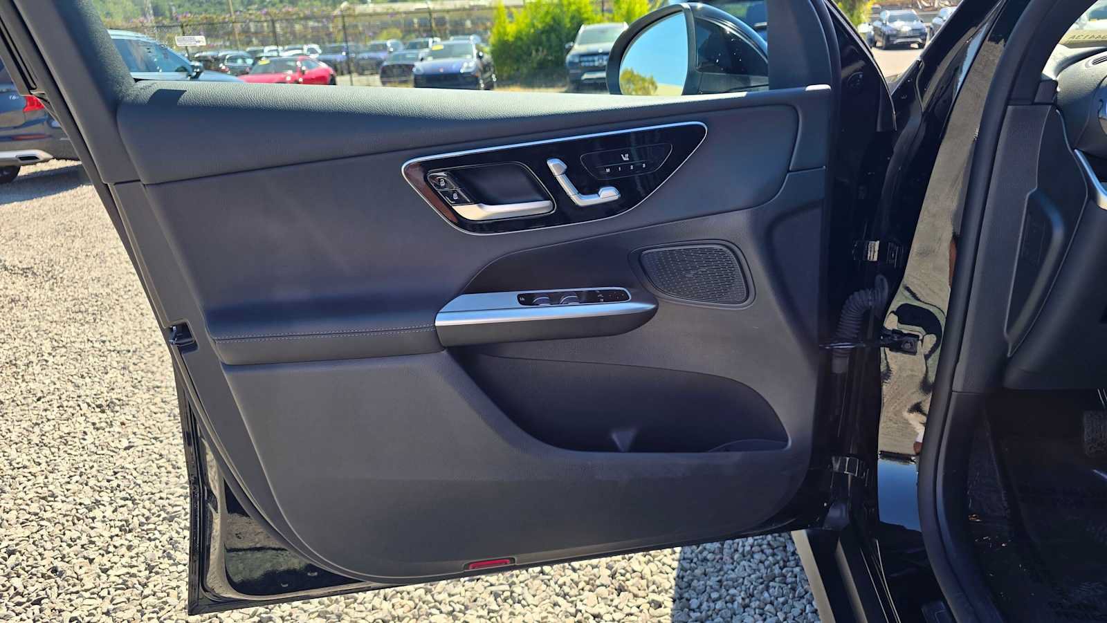 Used 2025 Mercedes-Benz GLC 300 4MATIC image 20