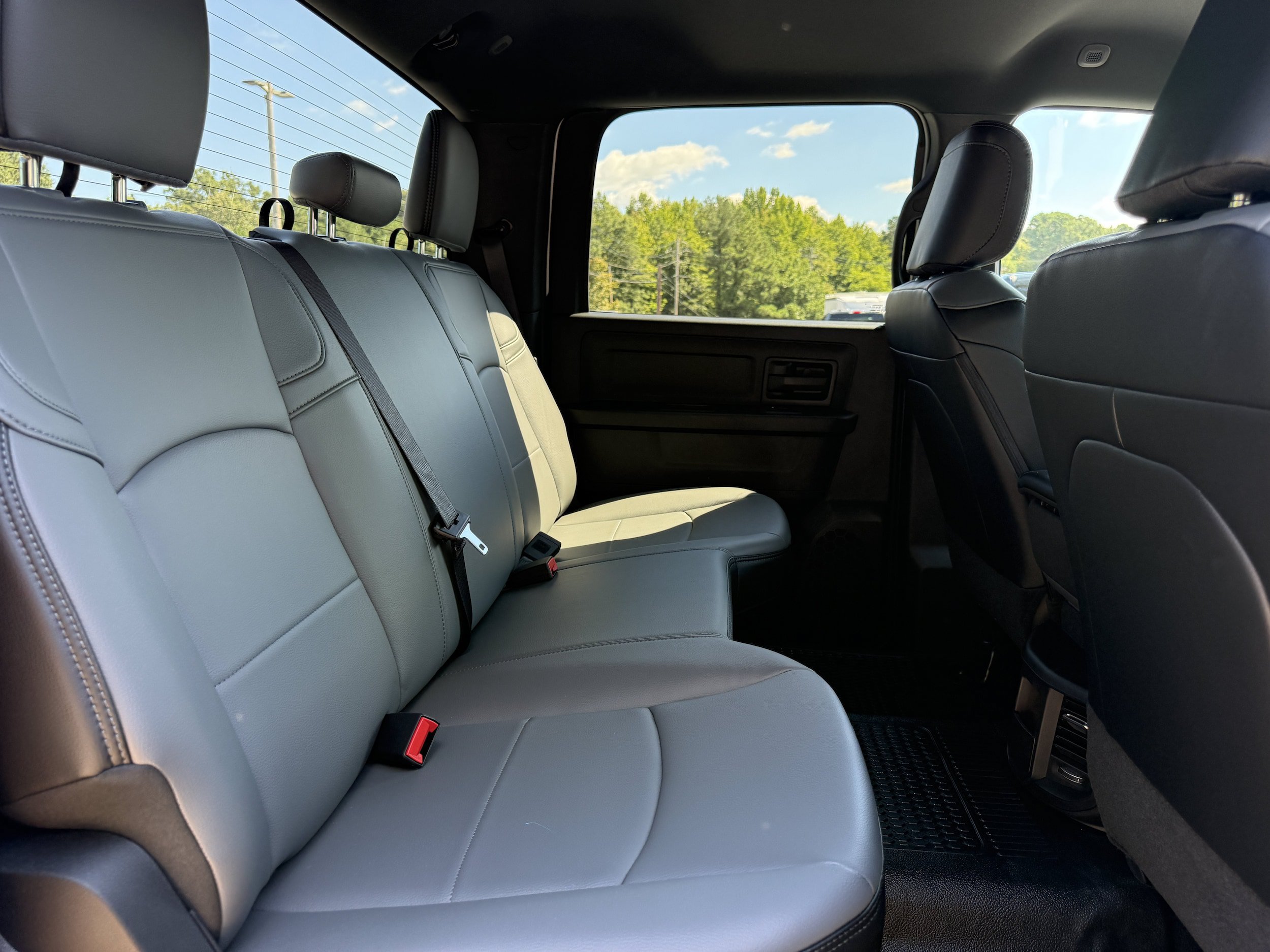 New 2026 RAM 3500 Tradesman w/ Chrome Appearance Group A AWD/4WD image 16
