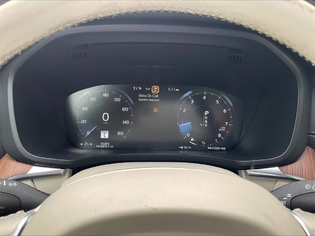 Used 2019 Volvo XC60 T6 Inscription w/ Protection Package AWD/4WD image 14