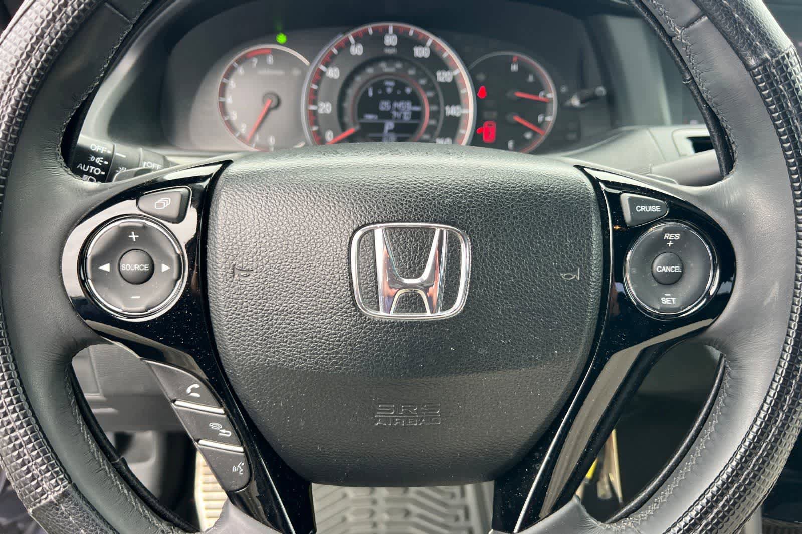 Used 2017 Honda Accord Sport image 23