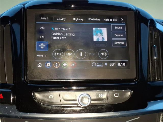 Used 2023 Chevrolet Traverse LT image 16