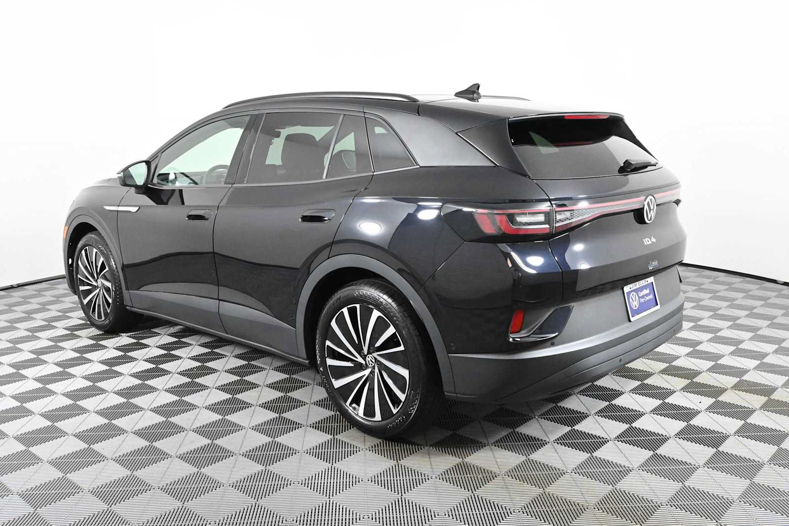 Certified 2024 Volkswagen ID.4 S RWD image 8