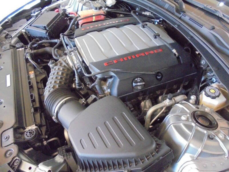 Used 2023 Chevrolet Camaro LT w/ Technology Package image 38