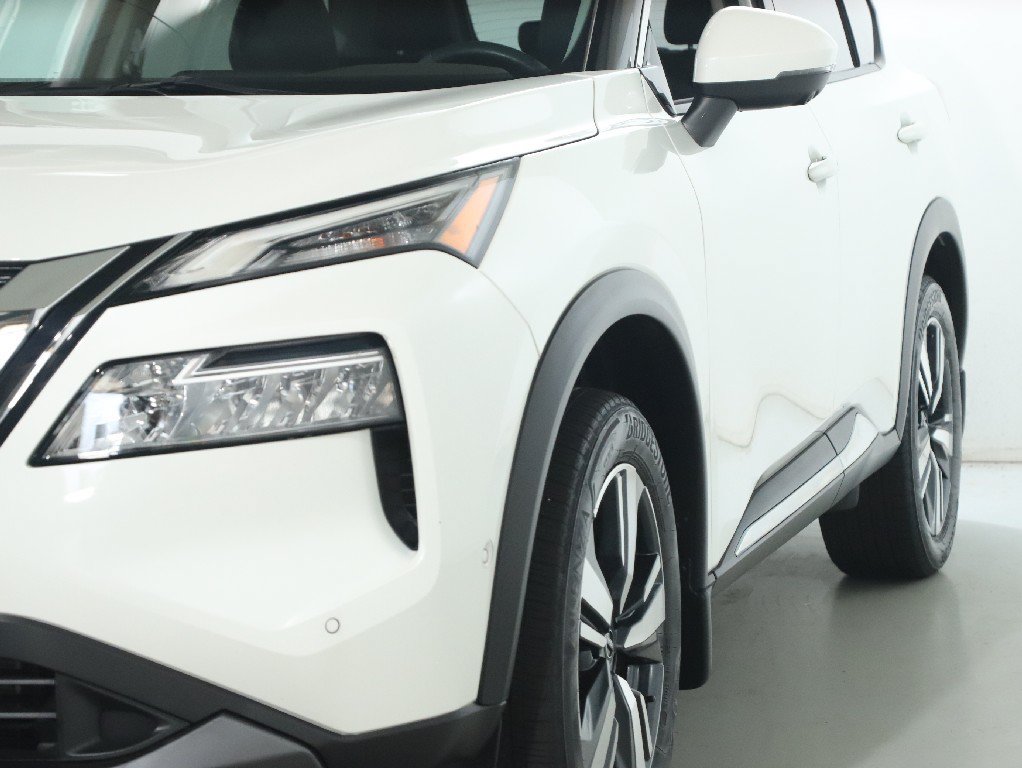 Certified 2023 Nissan Rogue SL w/ SL Premium Package AWD/4WD image 5